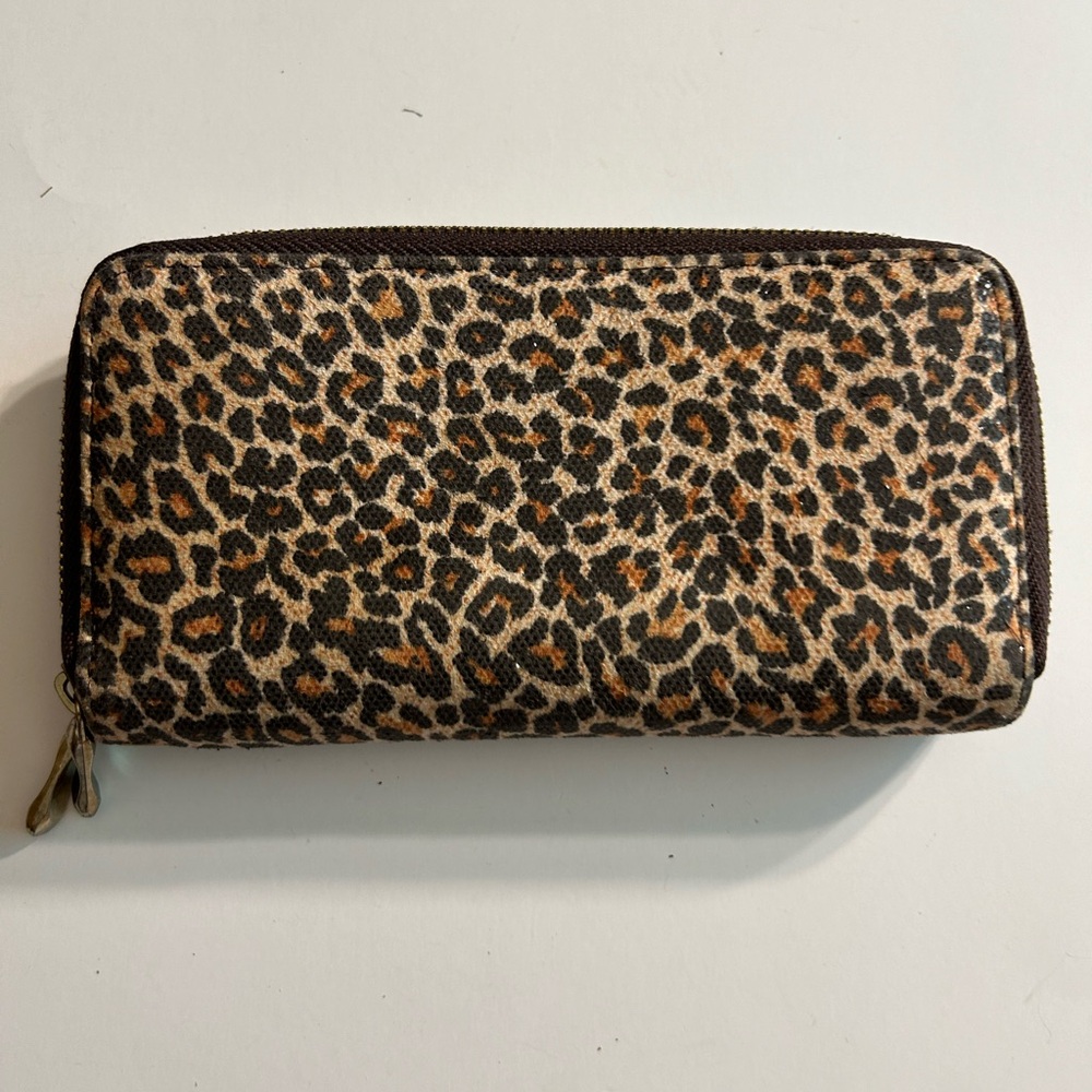 ANIMAL PRINT DOUBLE ZIP AROUND SHINY WALLET MULTI COMPARTMENTS